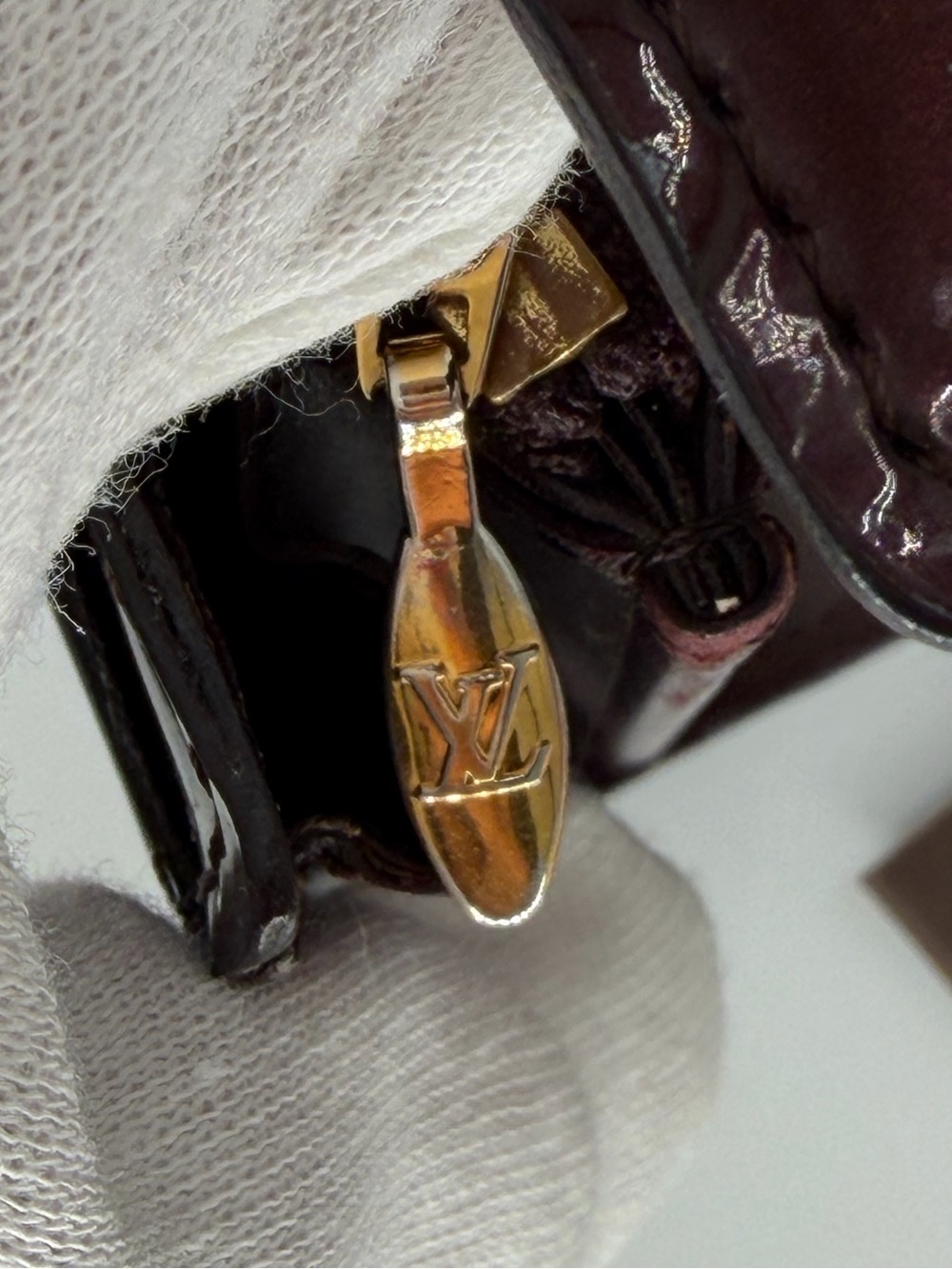 Louis Vuitton Sarah Vernis Monogram Long Wallet - Picture 12 of 16